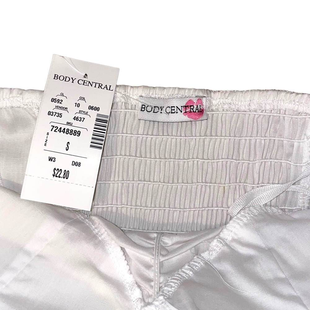 Body Central White Ruffled Halter Neck Top - Picture 8 of 8